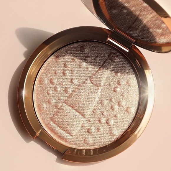 BNIB JACLYN HILL X BECCA CHAMPAGNE POP LIMITED EDITION SHIMMERING SKIN PERFECTOR - Picture 3 of 16